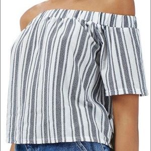 TOPSHOP Off the Shoulder Crop Top
